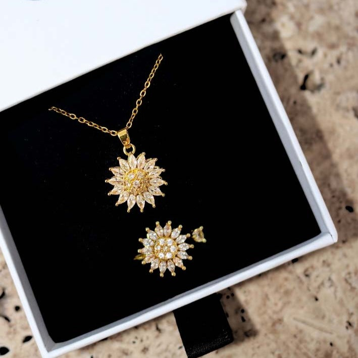 Gloria Necklace Set
