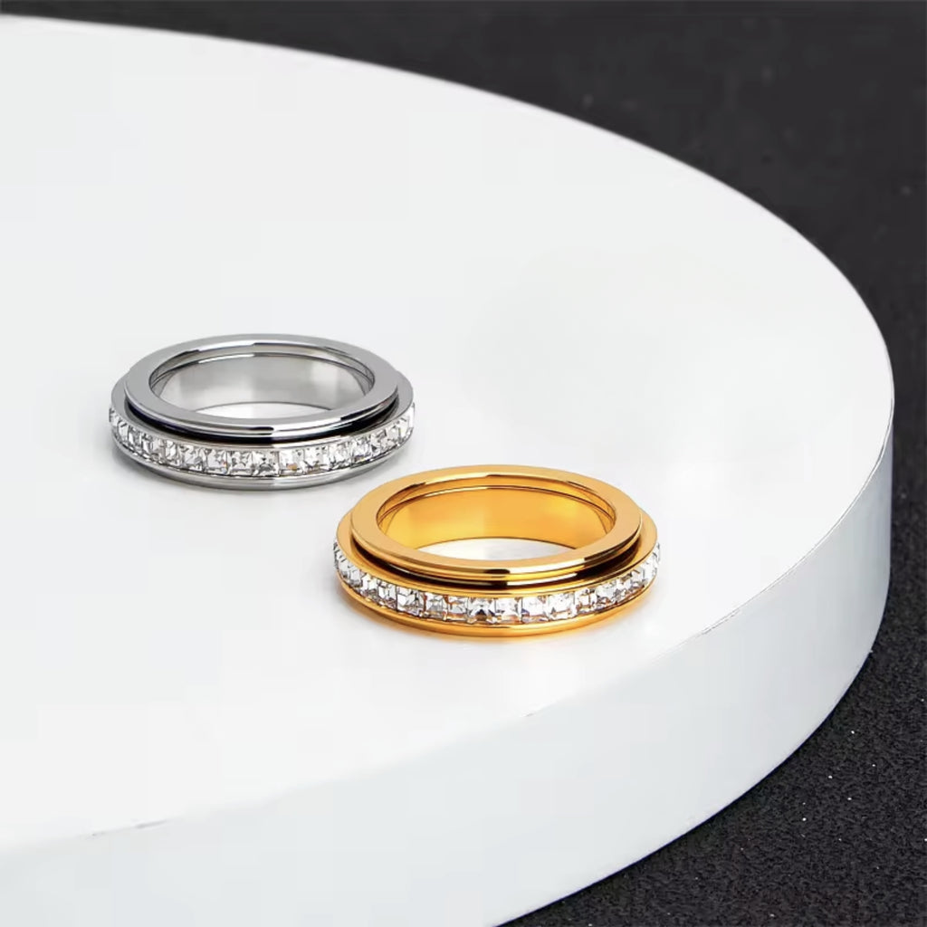 AMAYA - Rotating Ring