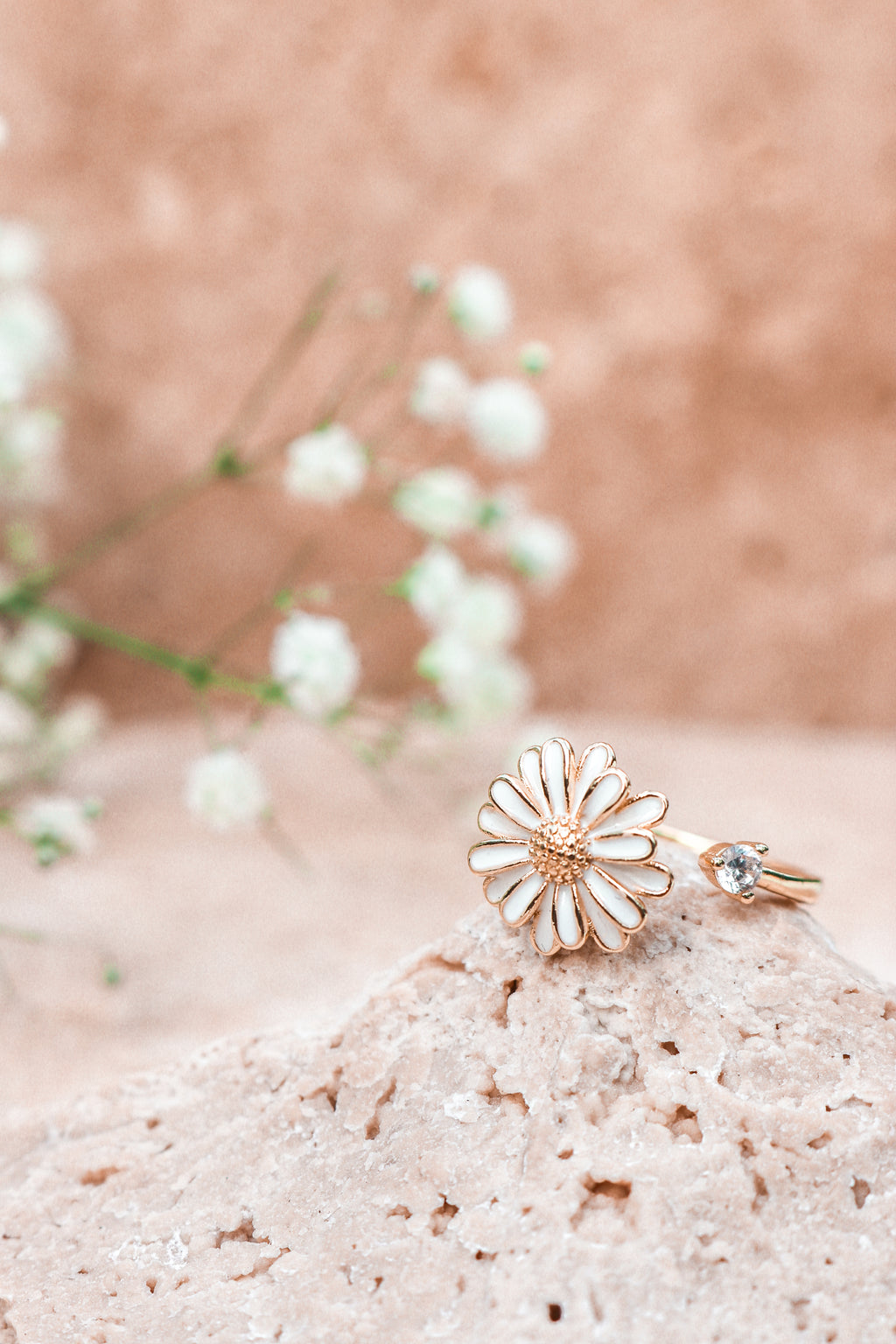 DAISY - White Daisy Dreams Spinner Ring