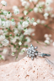 CHLOE -  Crystal Flower Spinner Ring