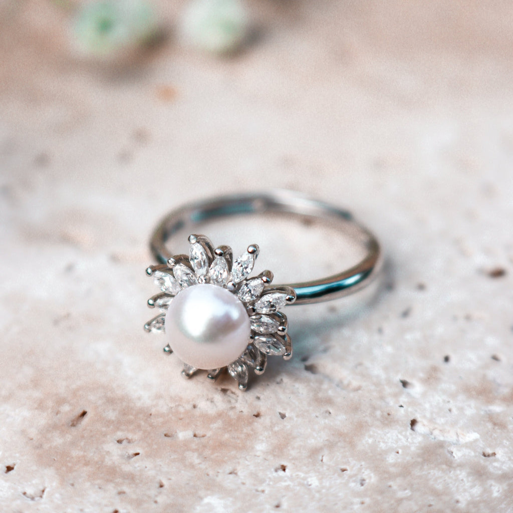925 Sterling Silver Floral Pearl Spinner Ring