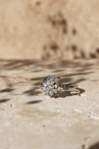MASHA - Daisy Moon Spinner Ring