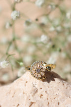 MASHA - Daisy Moon Spinner Ring