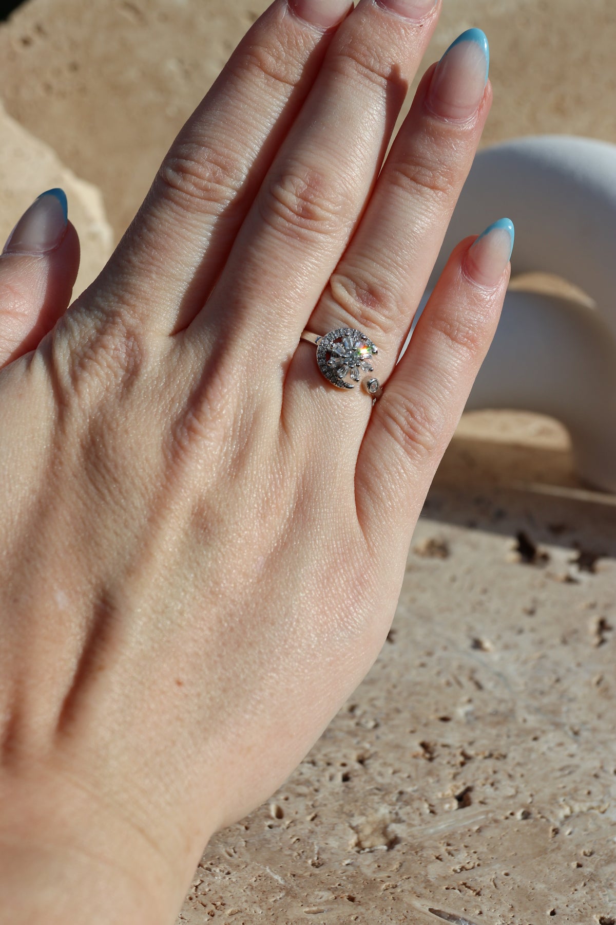 MASHA - Daisy Moon Spinner Ring