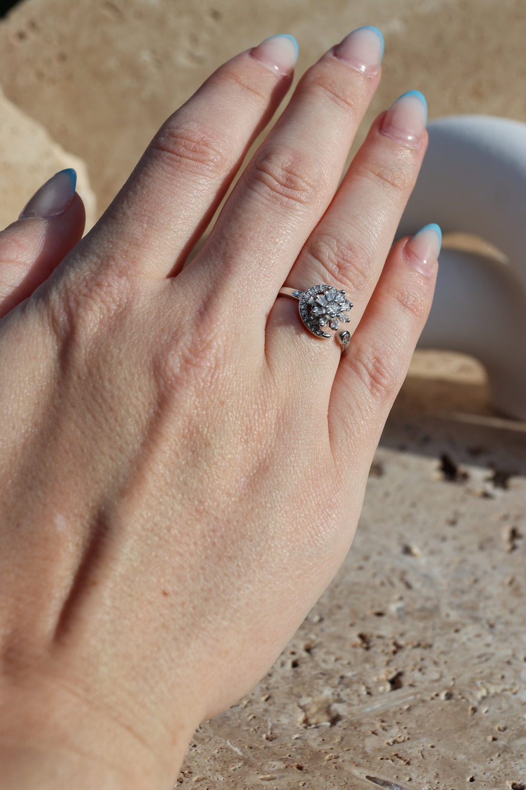 MASHA - Daisy Moon Spinner Ring