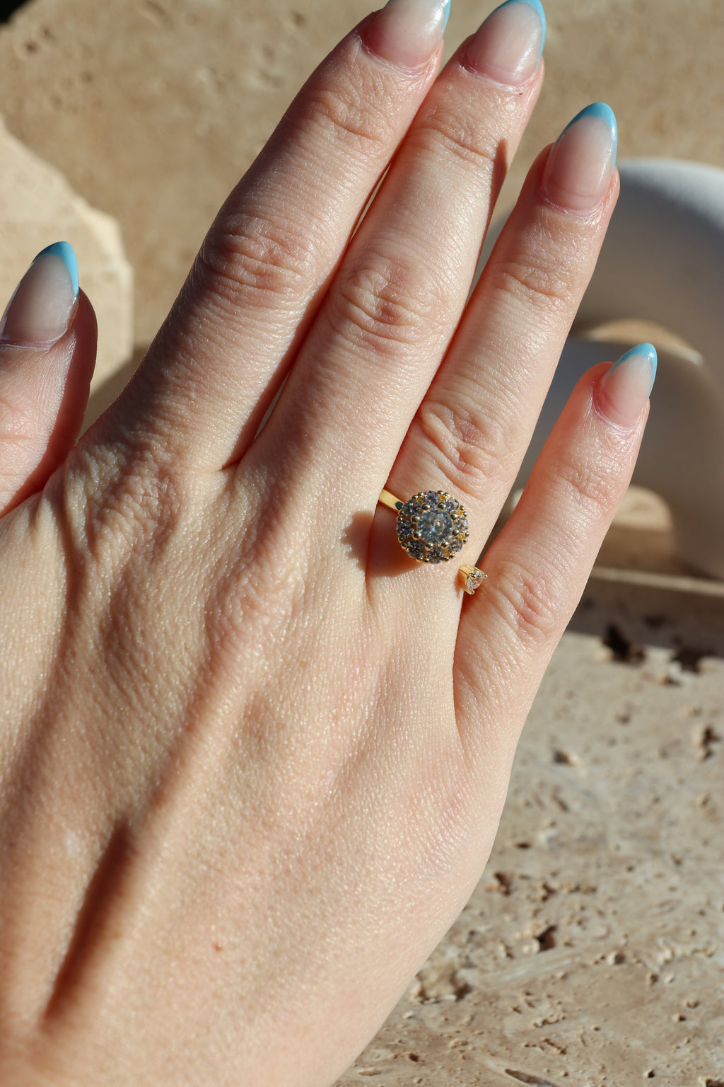 ZEENA - Crystal Club Spinner Ring