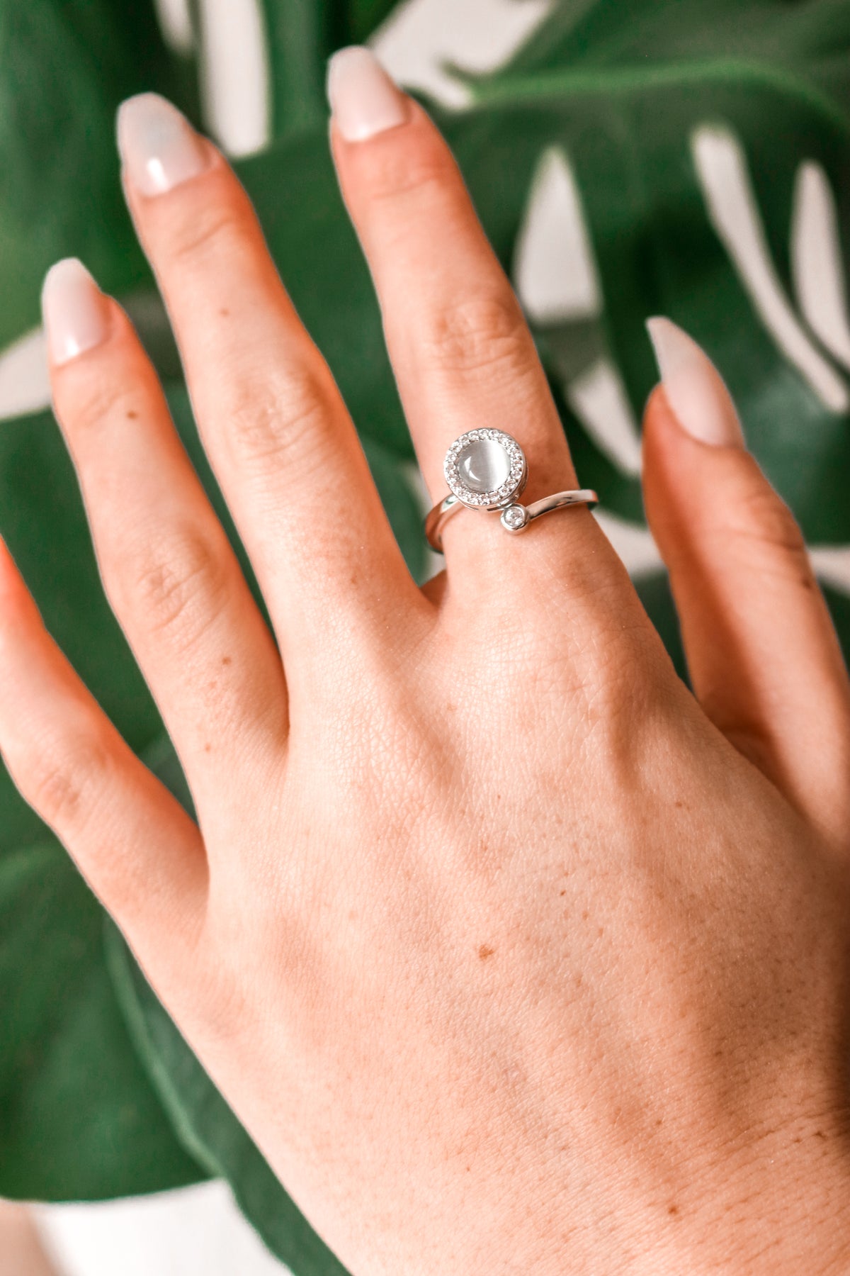 OLIVIA - Opal Spinner Ring