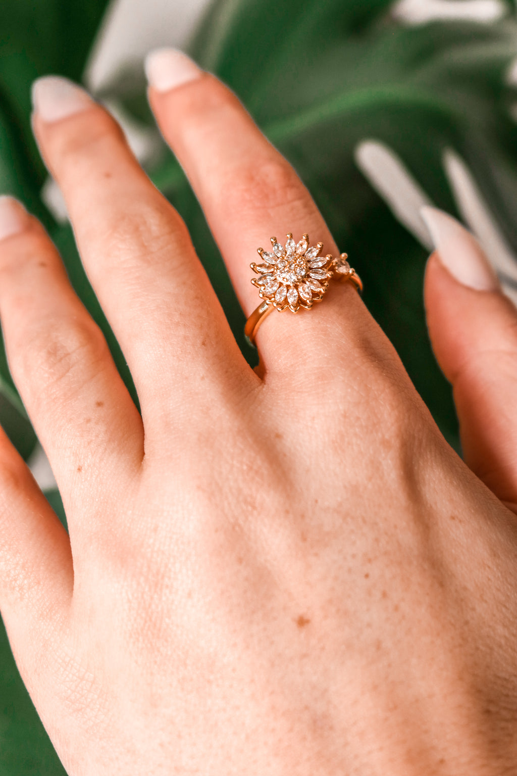 GLORIA - Sunflower Spinner Ring
