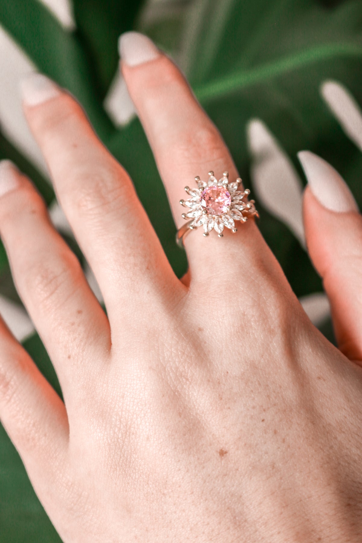 RACHEL - Radiant Sunflower Spinner Ring