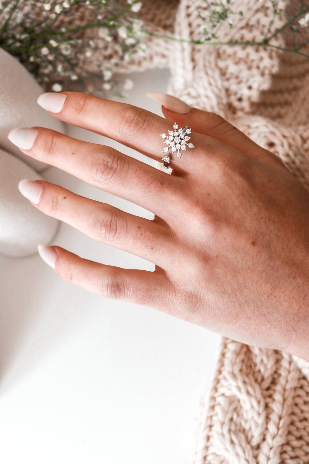 CHLOE -  Crystal Flower Spinner Ring
