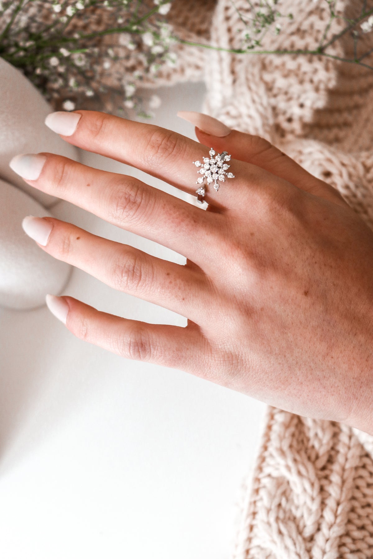 CHLOE -  Crystal Flower Spinner Ring